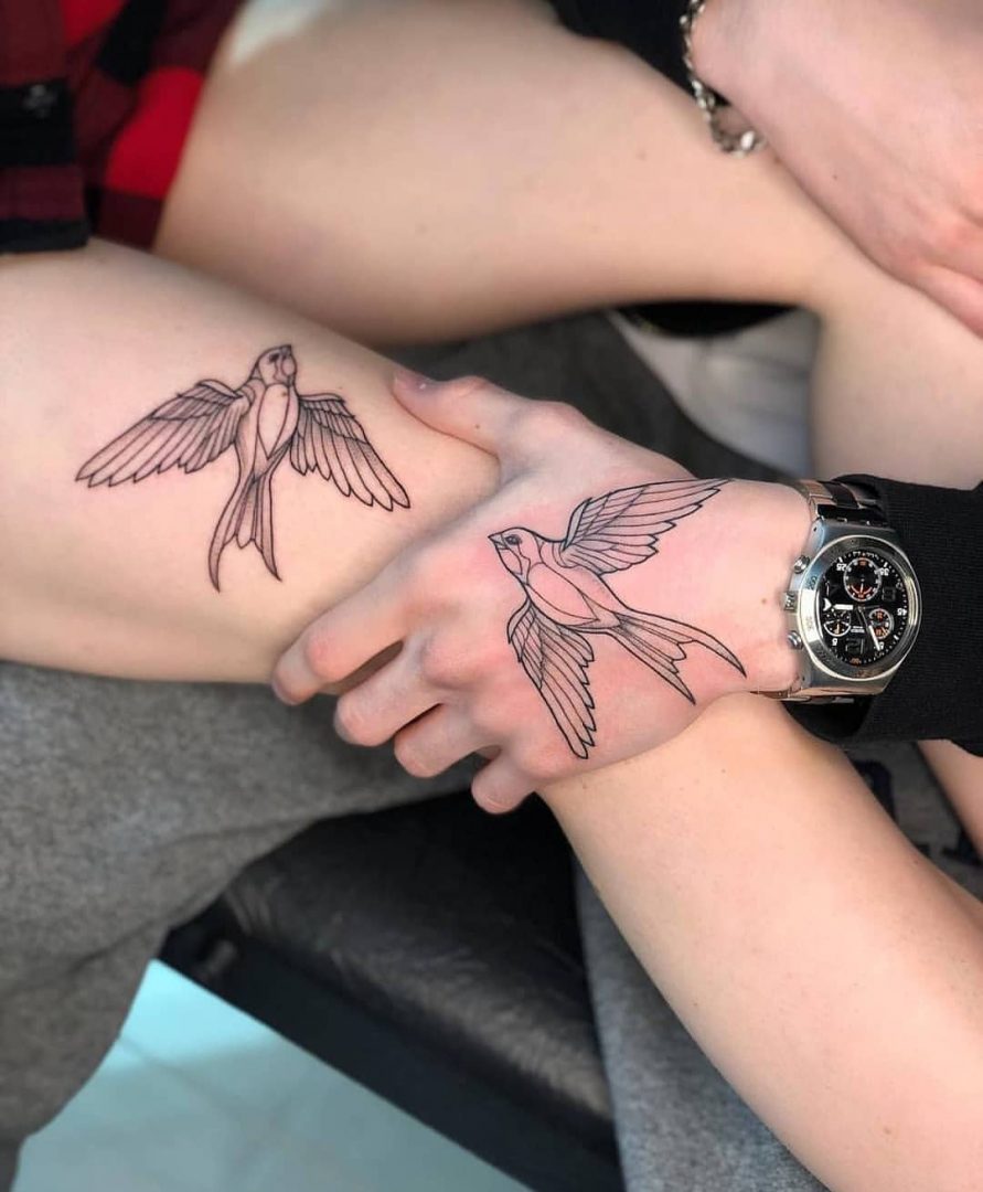 30 Lindas Ideias De Tatuagem Para Casais Para Te Inspirar!